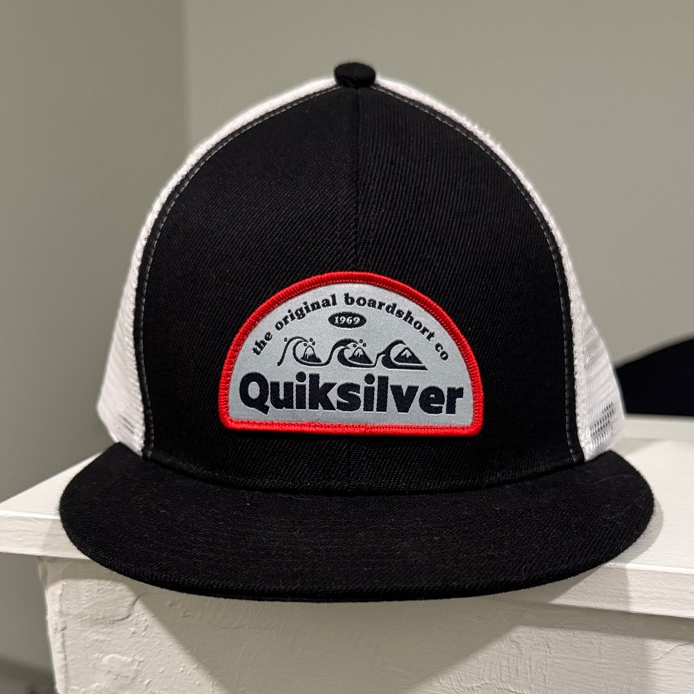 Quiksilver Black and White Logo Cap